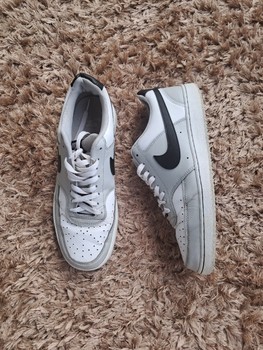 Nike internationalist shoes
