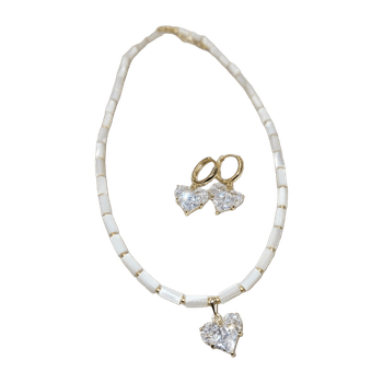 Helmiäinen setti jewelry