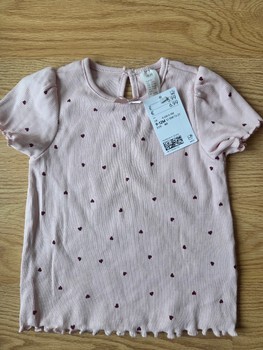 Pink heart t-shirt
