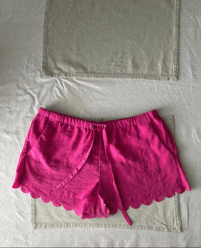 H&M Dark Pink Shorts / Size 38