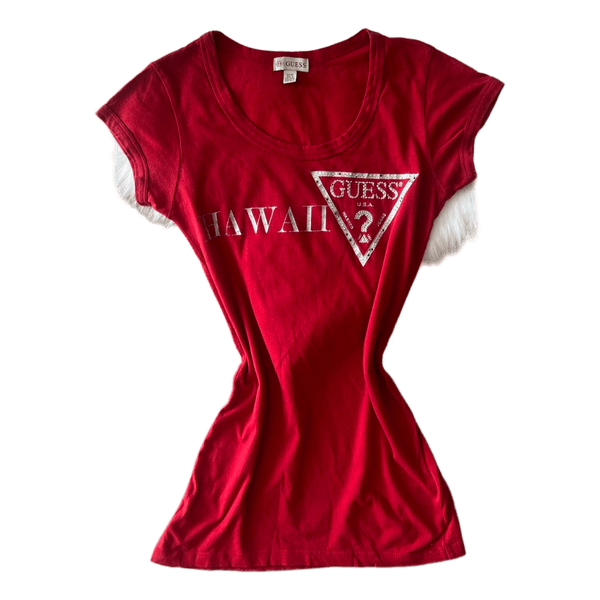 Red Guess graphic t-shirt