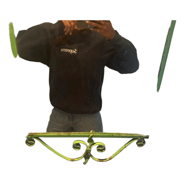 Supreme sweatshirt