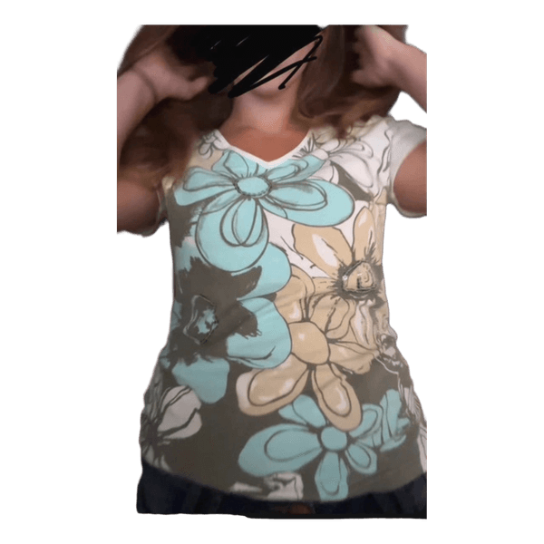 Cool Blommig v-ringad t-shirt