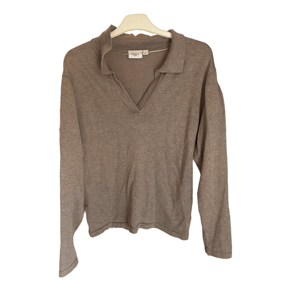 Beige strikbluse med krave