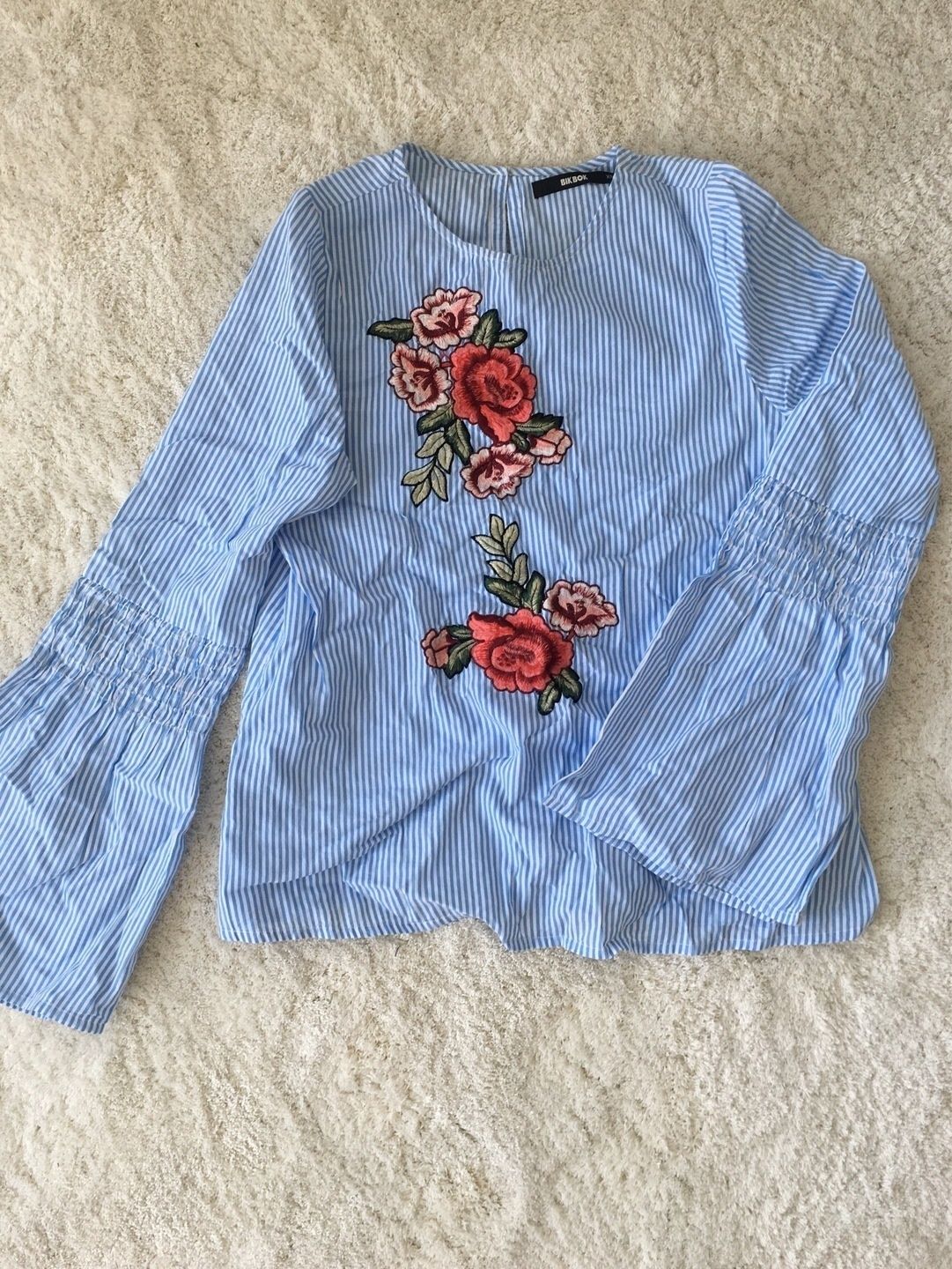 Bik bok blouse