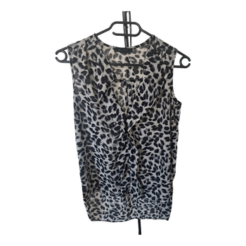 Leopard print sleeveless blouse