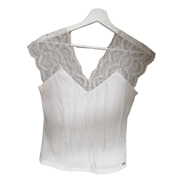 White lace top