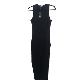 Black sleeveless dress