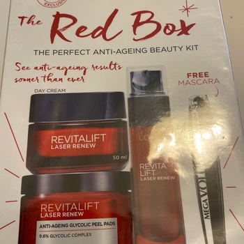 L’oreal Red Box anti-ageing kauneussetti