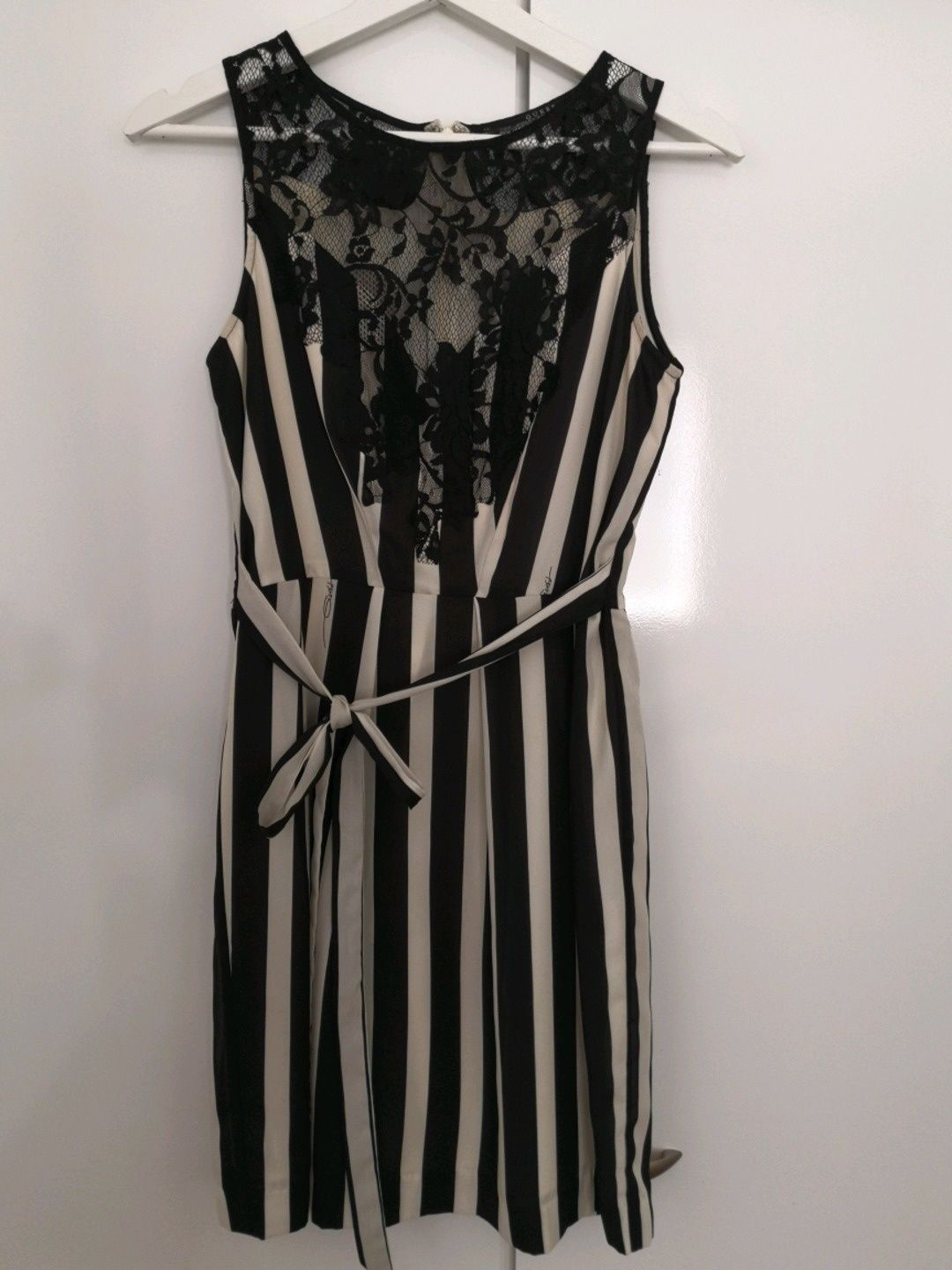 Guess dress