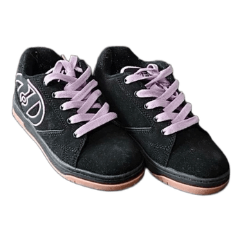 Sneakers "Heelys" On Wheels