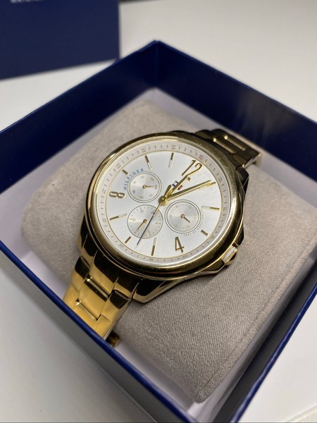 Tommy hilfiger kellot