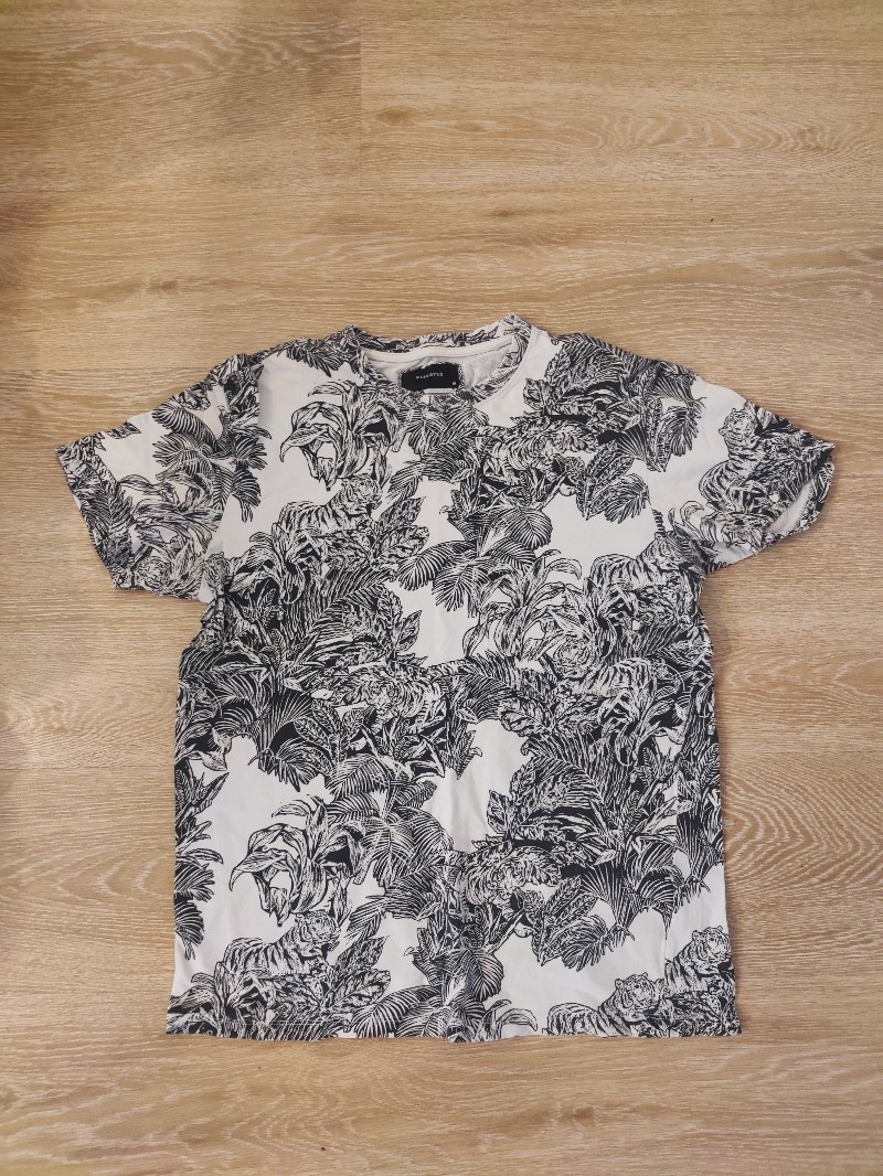 Reserved miesten T-paita koko M