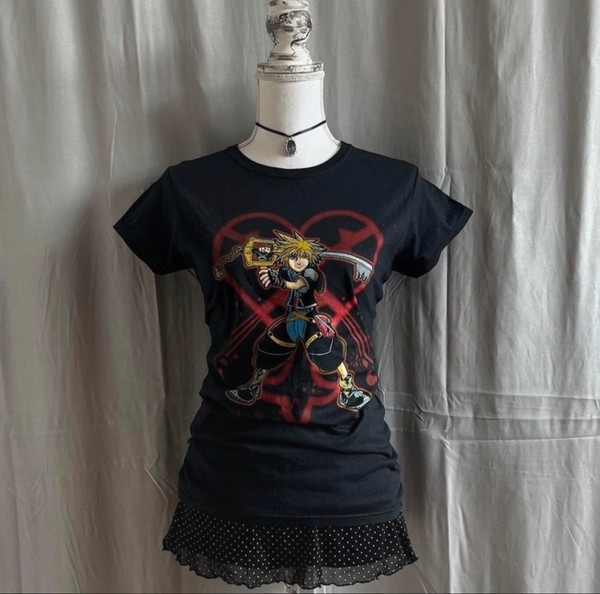Black graphic print t-shirt