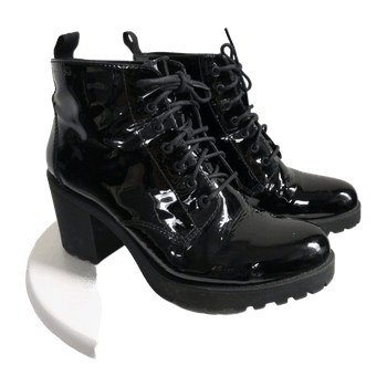 Vagabond heels