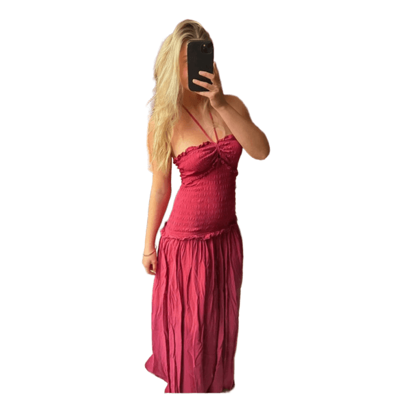 Pink halterneck maxikjole