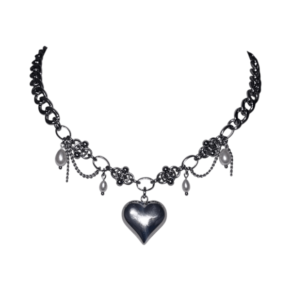Princess heart necklace