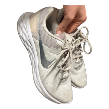 Beige Nike sneakers