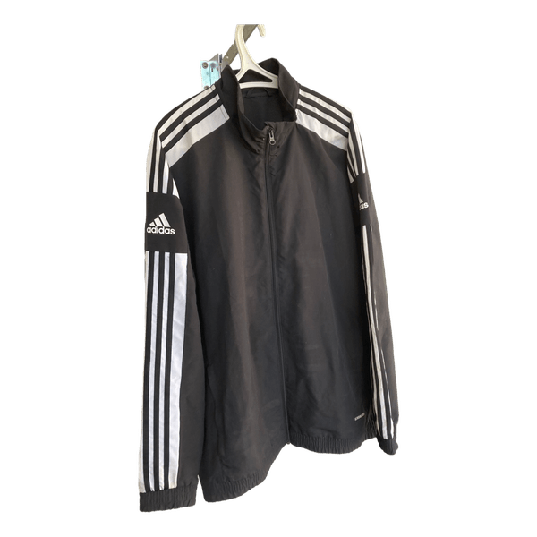 Musta Adidas urheilutakki