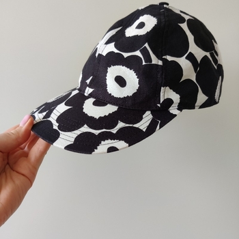 Marimekko Unikko lippis