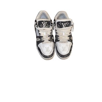 Valkoiset LV kengät