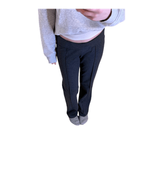 Harmaat suorat housut