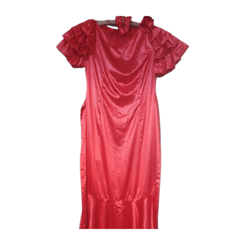 Käsitehty dress