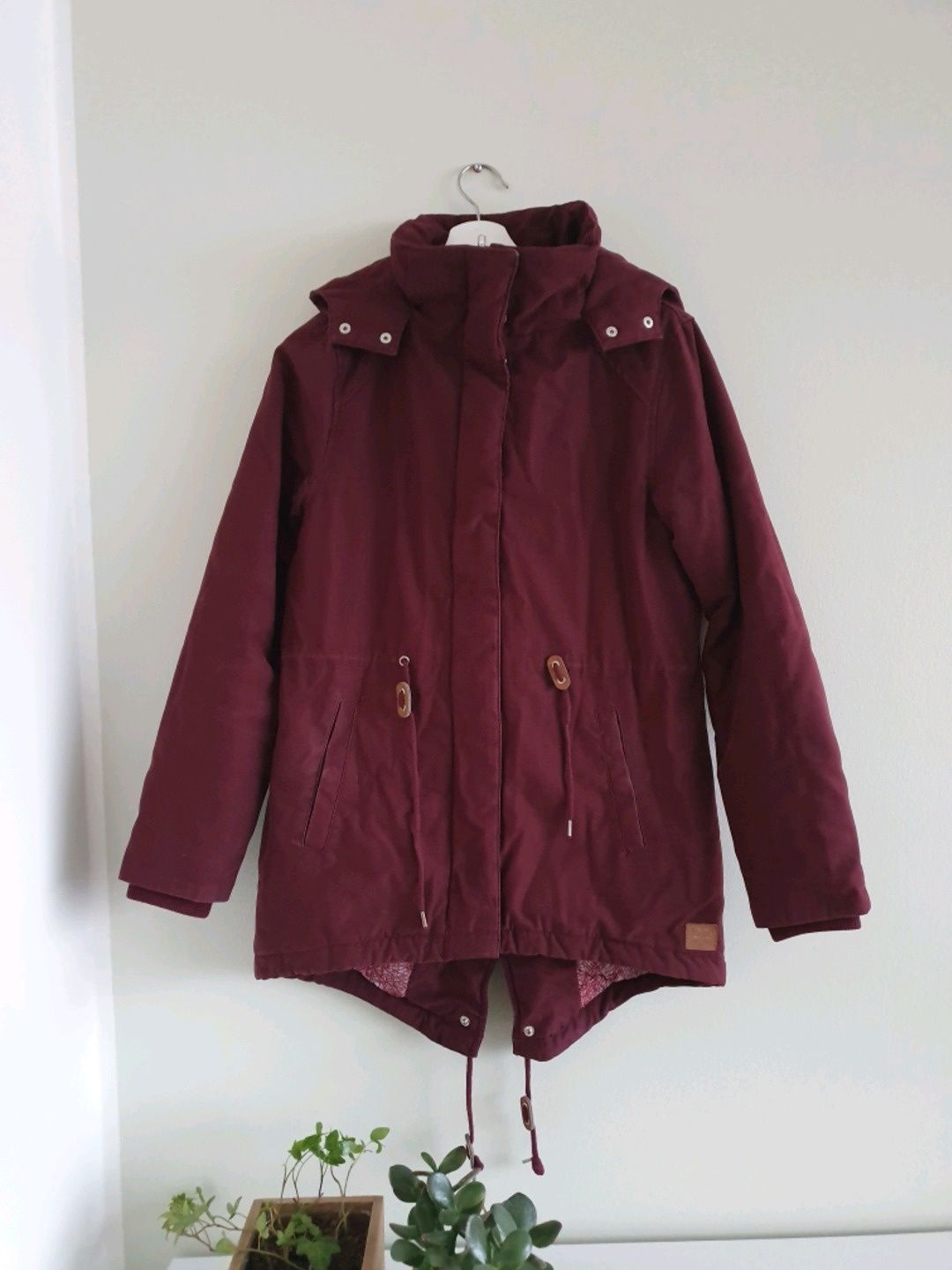 Red label coat