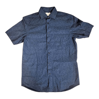 Blue patterned short-sleeved shirt