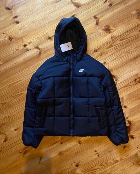 Nike puffer jacket