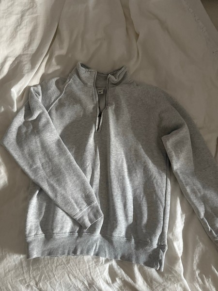 Grå Fruit of the Loom sweatshirt