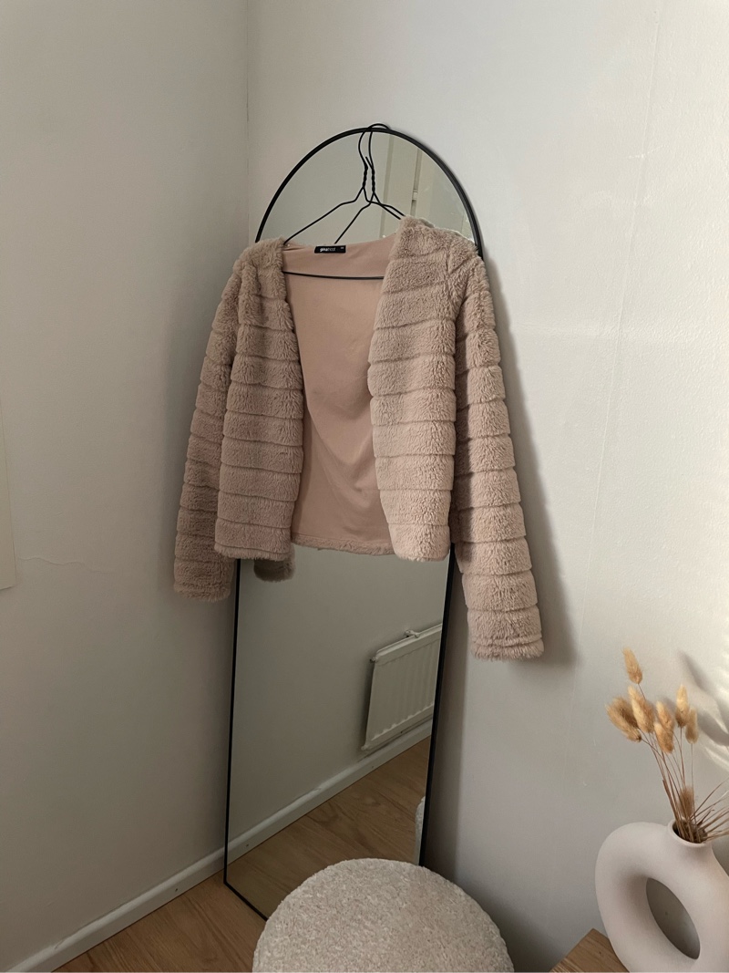 Gina tricot tekoturkistakki xxs / xs / s
