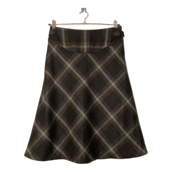 Kaunis ruskea villahame