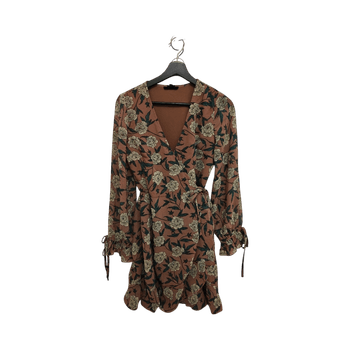 Kuviollinen kietaisumekko