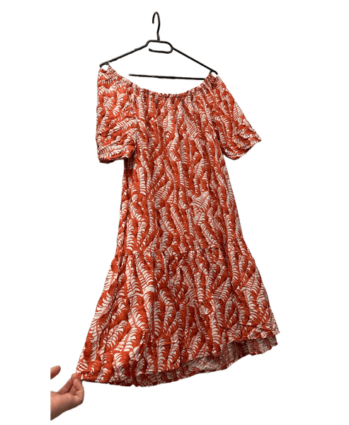 Red leaf print dress