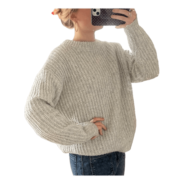Grå strikket sweater