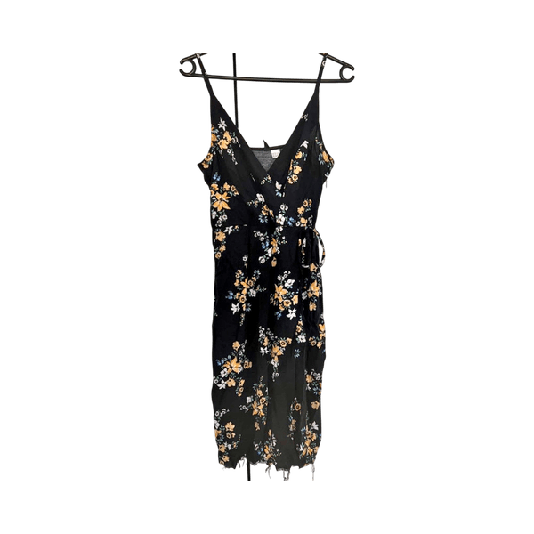 Kukkakuvioinen mekko