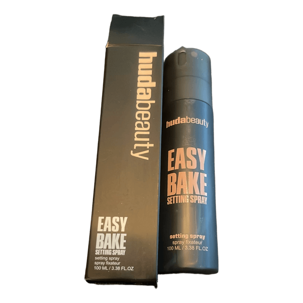 Huda Beauty setting spray