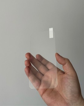 Apple modeliams paprasti plonesni stikliukai