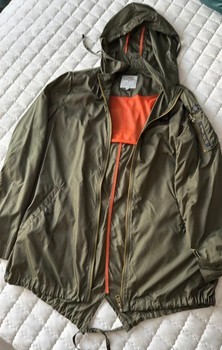 Aeronautica Militare kevyt takki