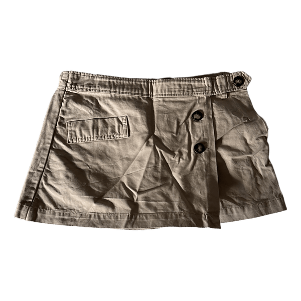 Beige skort med knapper