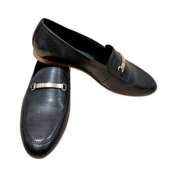 Mustat nahkaloaferit