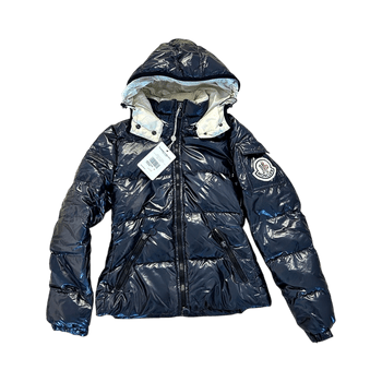 Moncler puffer takki