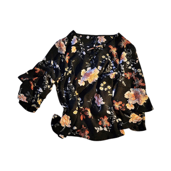 Musta kukkakuosinen paita