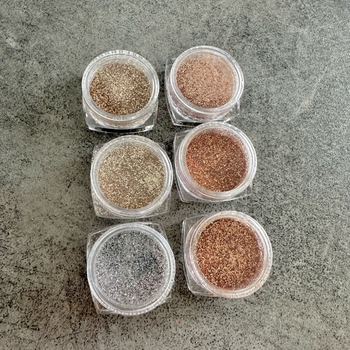 Kynsiglitter