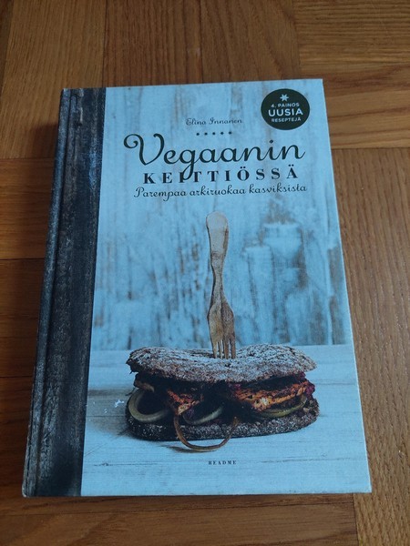 Elina Innanen; Vegaanin keittiössä