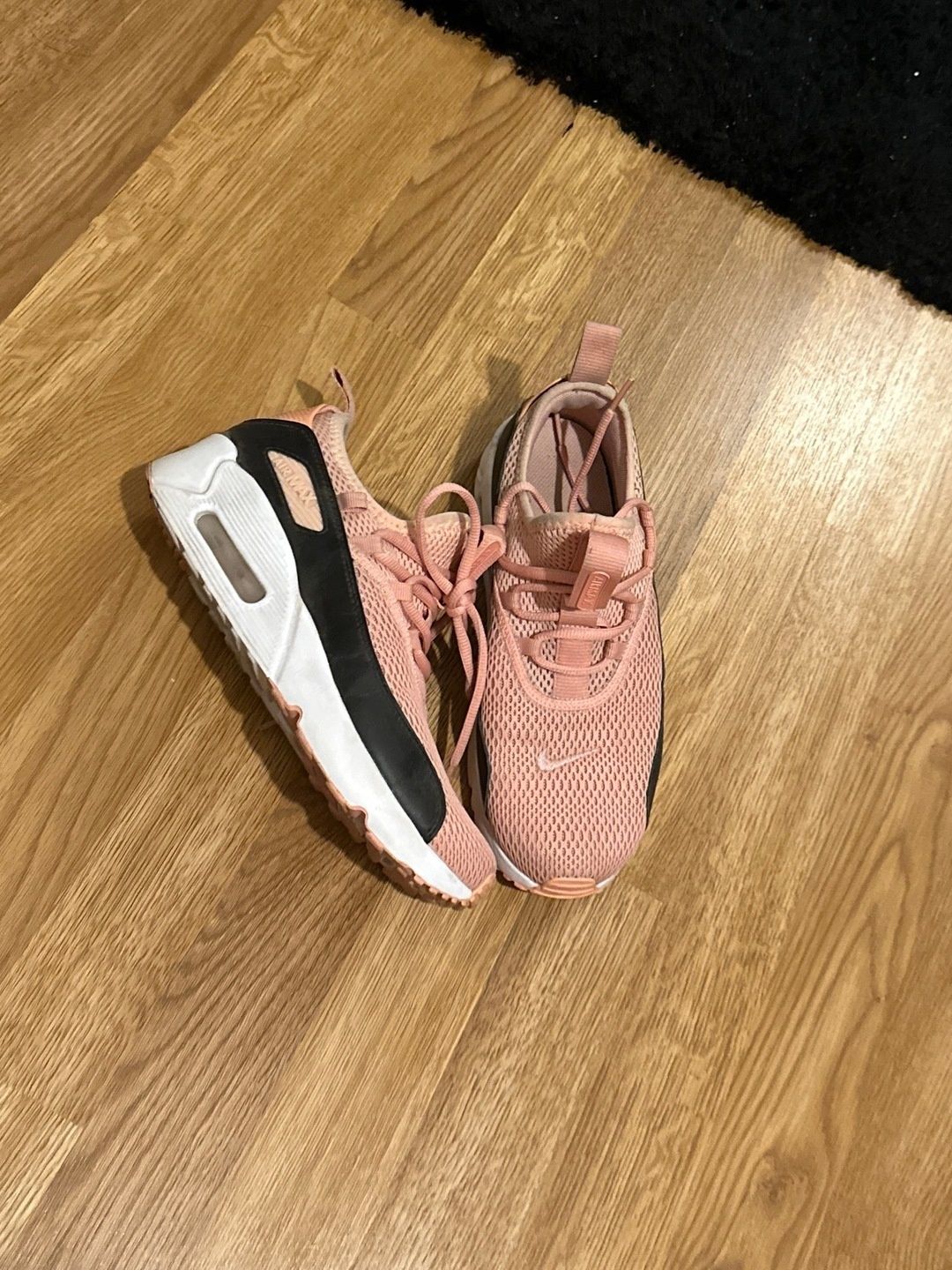 Nike air max sneakers
