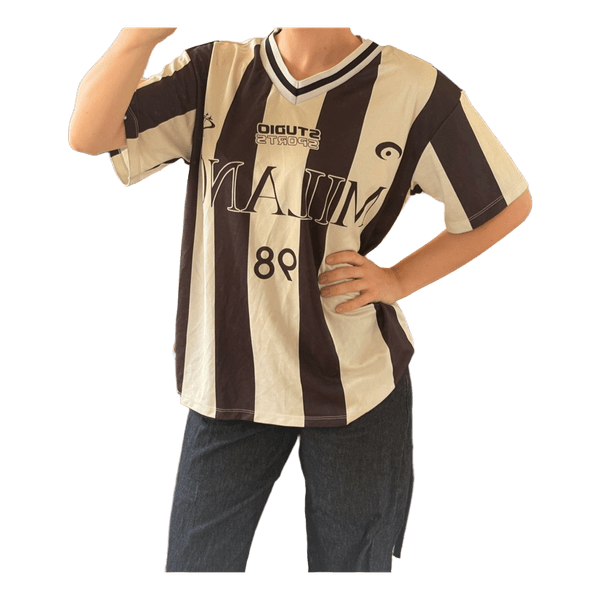 Stribet sportstrøje