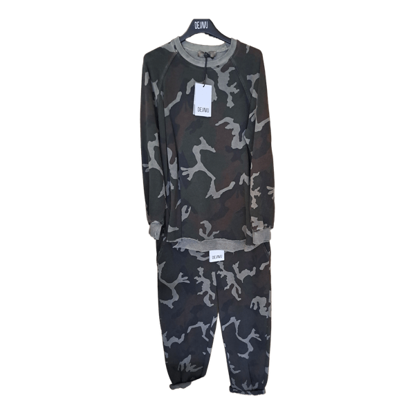 Camo pattern loungewear set