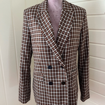 Brown plaid blazer jacket